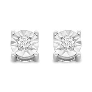 SALE 💎 Sterling silver 1/10 cttw stud earrings